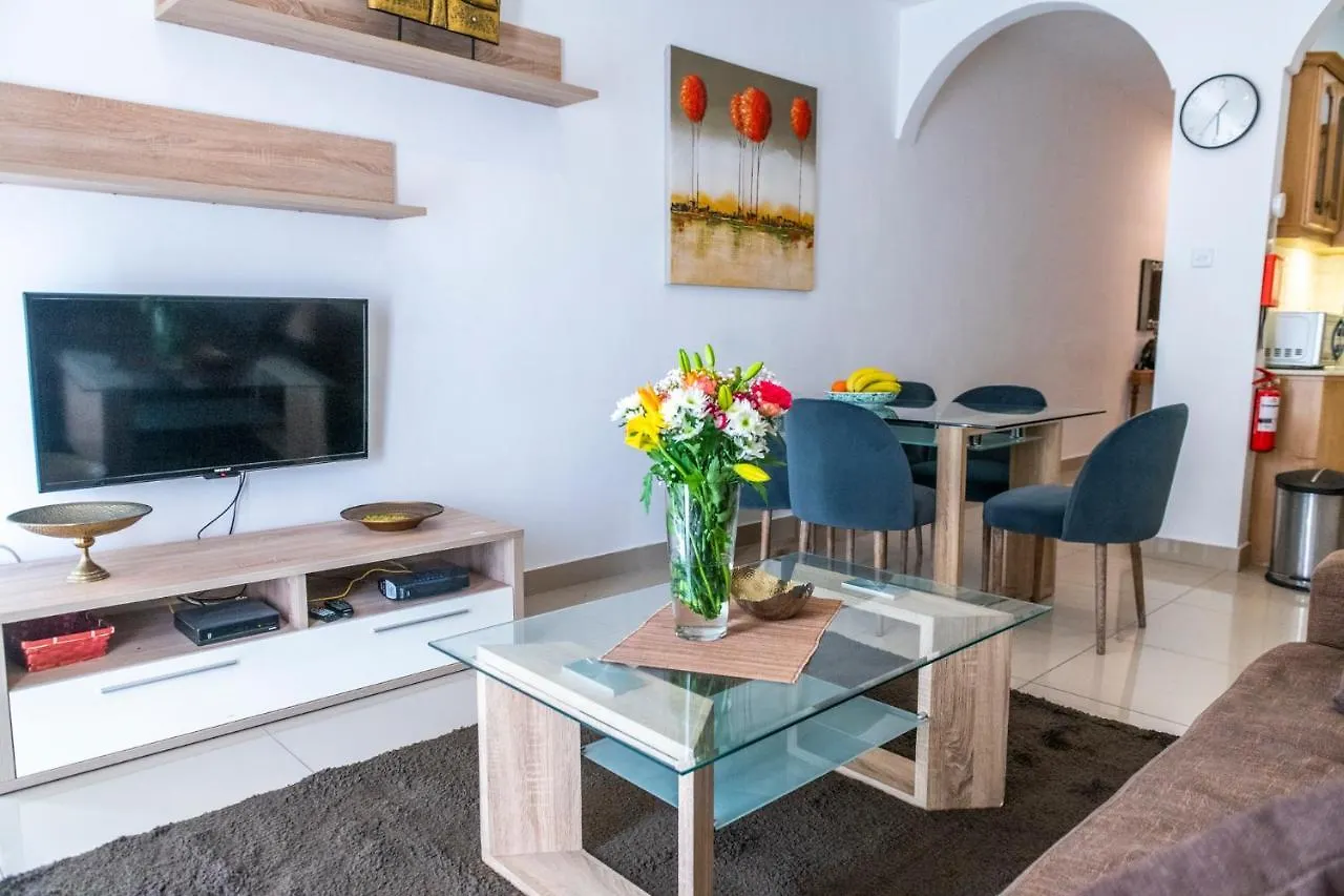 Rua Cosy Apartment Sliema Malta